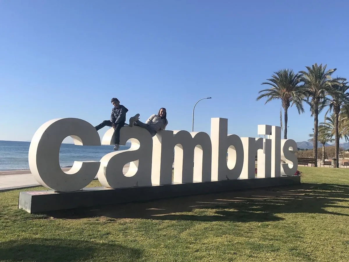 Villa Milos Cambrils 0*,